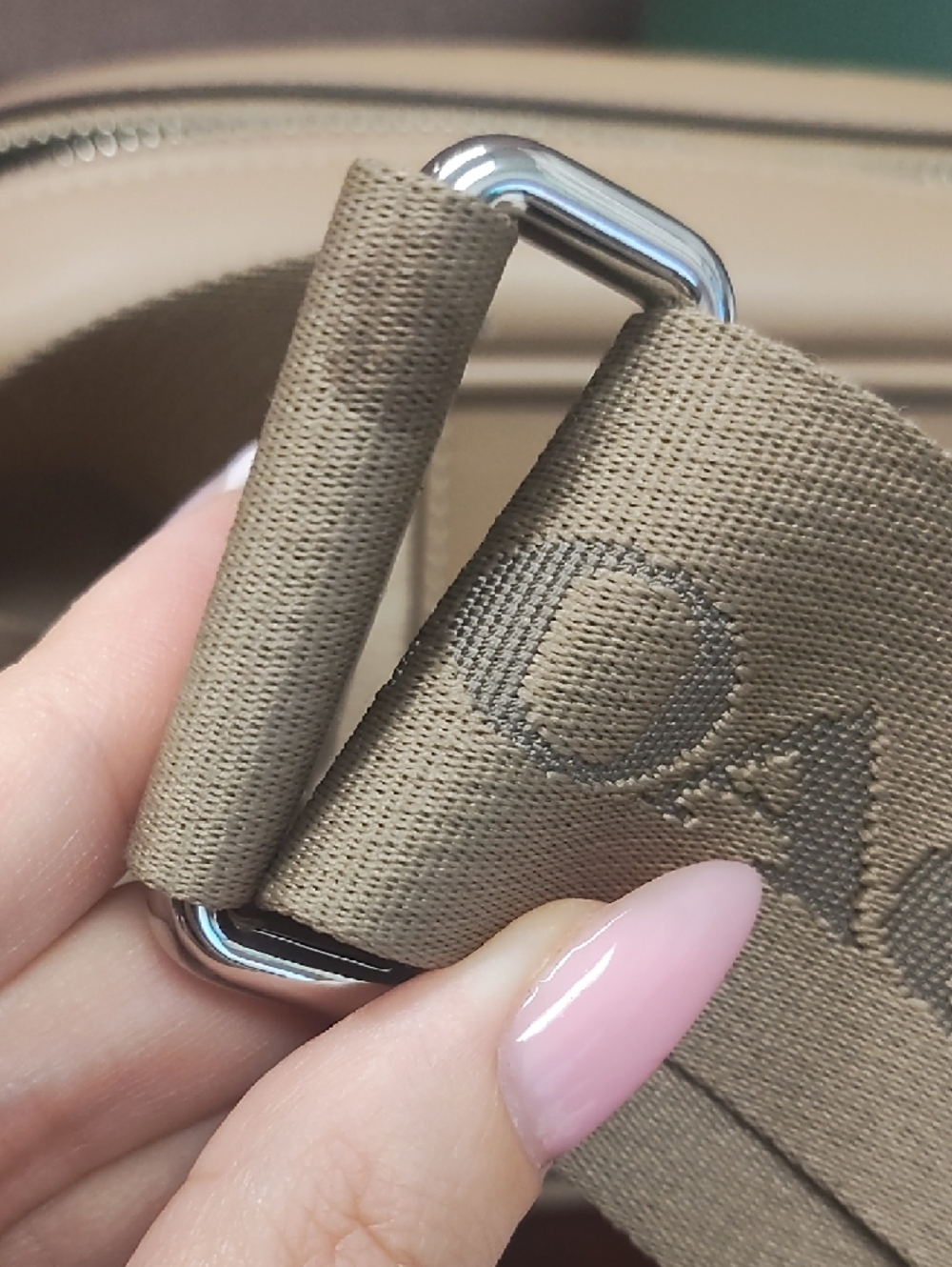 Coach Beige/Tan Signature Stripe Crossbody Camera Bag - Picture 2 of 4